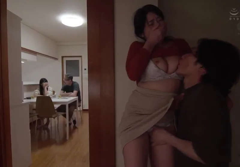 Má trộm nhìn cô vợ ông xã bảo bối xxx nào ngờ con rể nhìn thấy